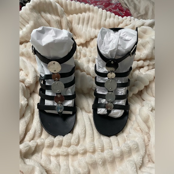 BCB Girls Dressy Black Shoes, size 8. - Picture 10 of 11